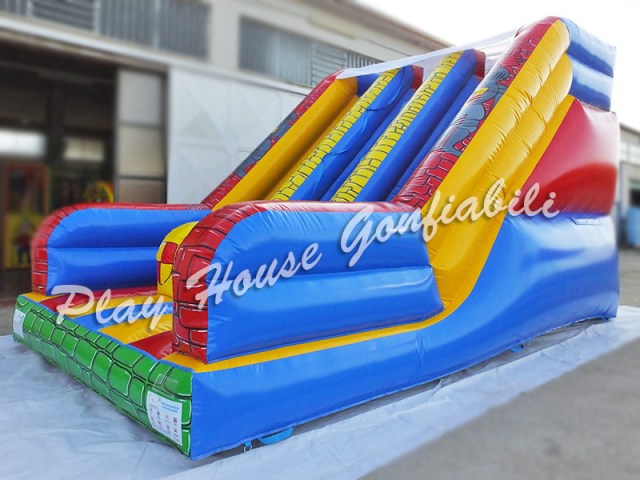 scivolo-gonfiabile-parchi-gioco (2)
